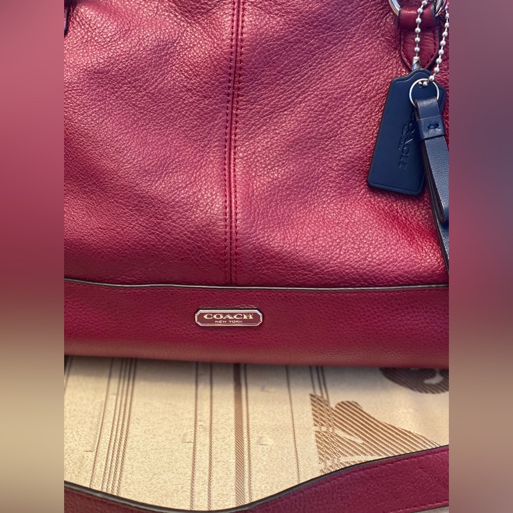 Coach large leather duffle bag - Picture 2 of 7